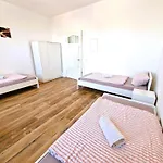 Worker's In L1-4 Apartahotel 3*