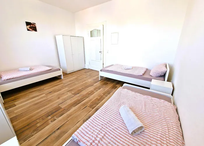 Worker's In L1-4 公寓式酒店 3*