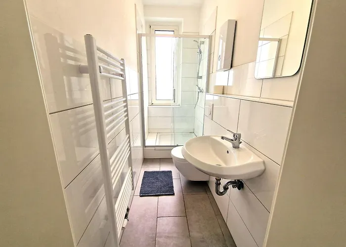 Worker's In L1-4 公寓式酒店 3*